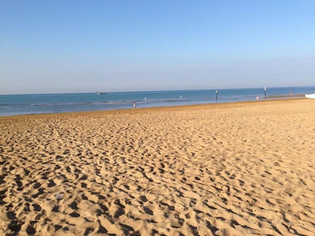 Beautiful Apartment Close To Bibione Beach - Beahost Extérieur photo