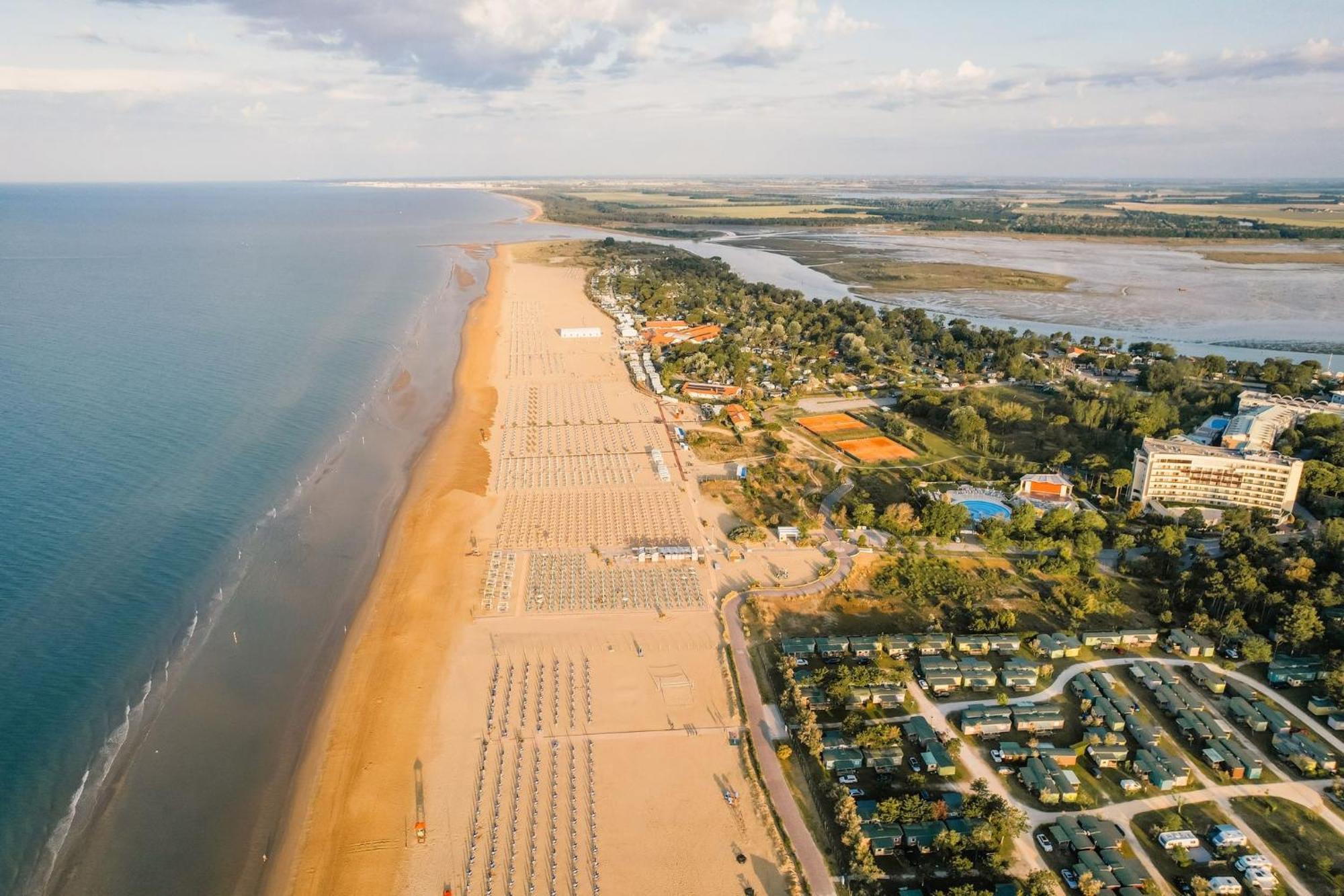 Beautiful Apartment Close To Bibione Beach - Beahost Extérieur photo